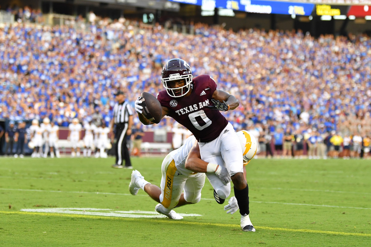 One of the nation's most exciting playmakers, Ainias Smith may be a first-round talent at RB and WR. 